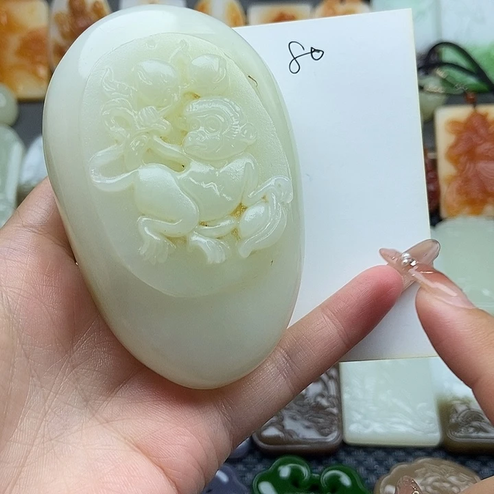 颈饰未镶嵌和田玉
