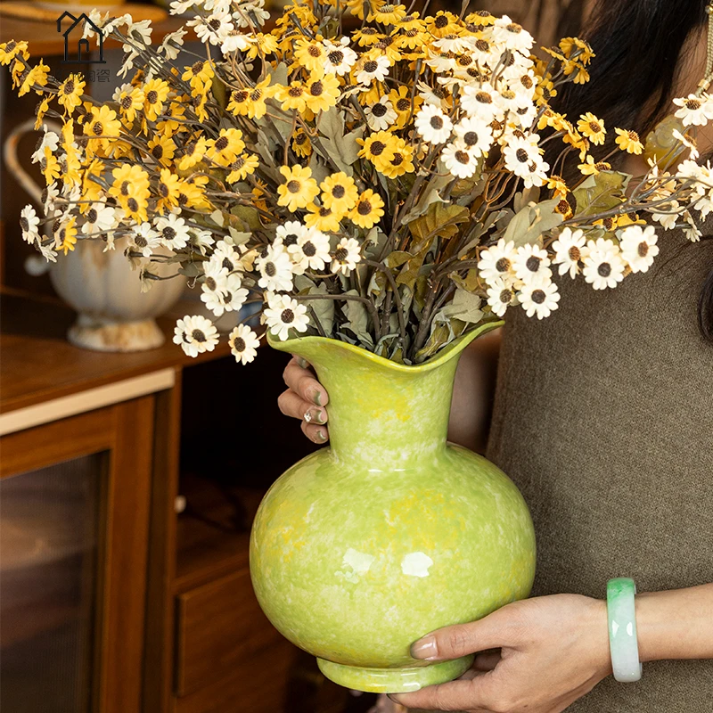 《青野花口》中古景德镇家居摆件新中式百搭干花鲜花复古陶瓷空间瓶