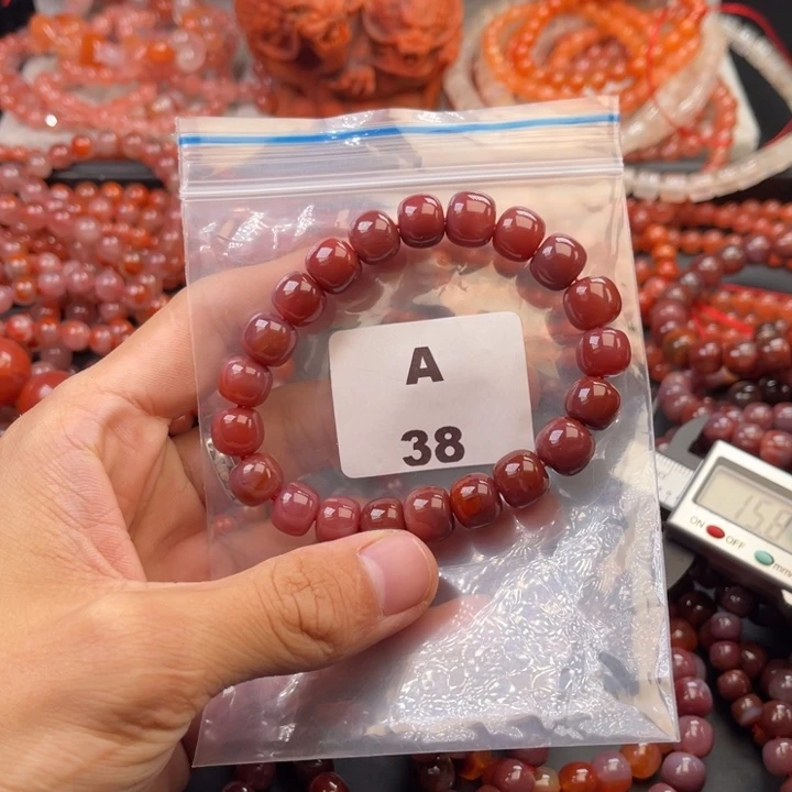 南红玛瑙未镶嵌多样性发货默认微瑕称重10mm