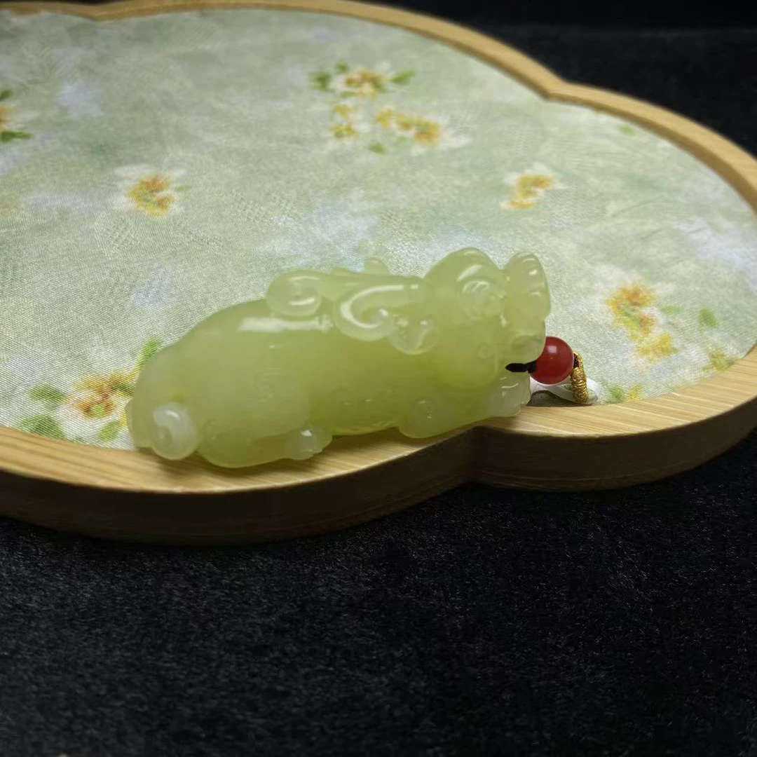 和田玉黄口貔貅V026