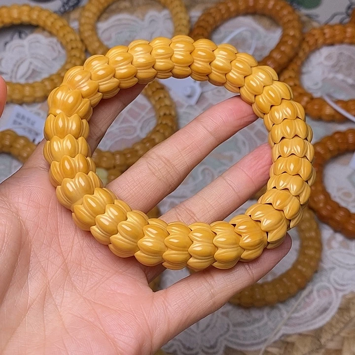 吊坠猴头核桃莲花15加