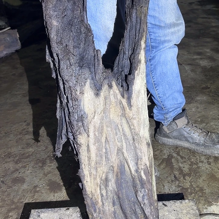 ？***？乌木金丝楠摆件毛料