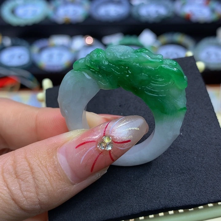 翡翠手链未镶嵌翡翠23圈