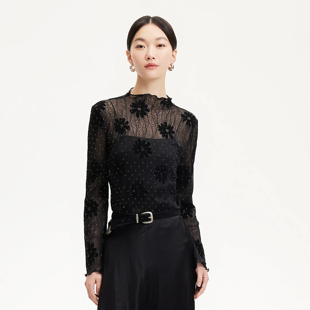 Vero ModaT恤女春游出行小众洋气木耳边微透钻饰修身T恤325202003