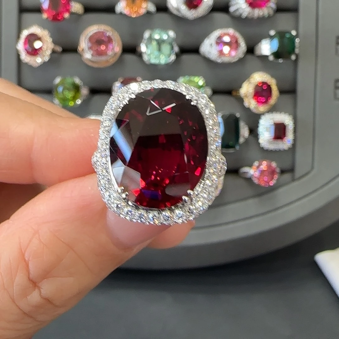 戒指18K金镶嵌碧玺9.05ct