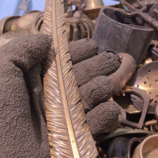 上***亦闪电购铜摆件工艺品