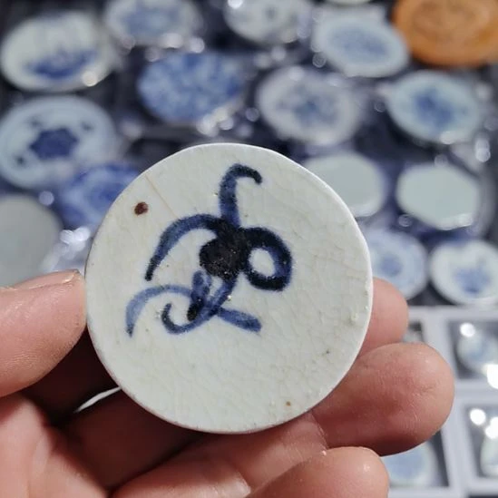 瓷片青花影青杯垫学习标本