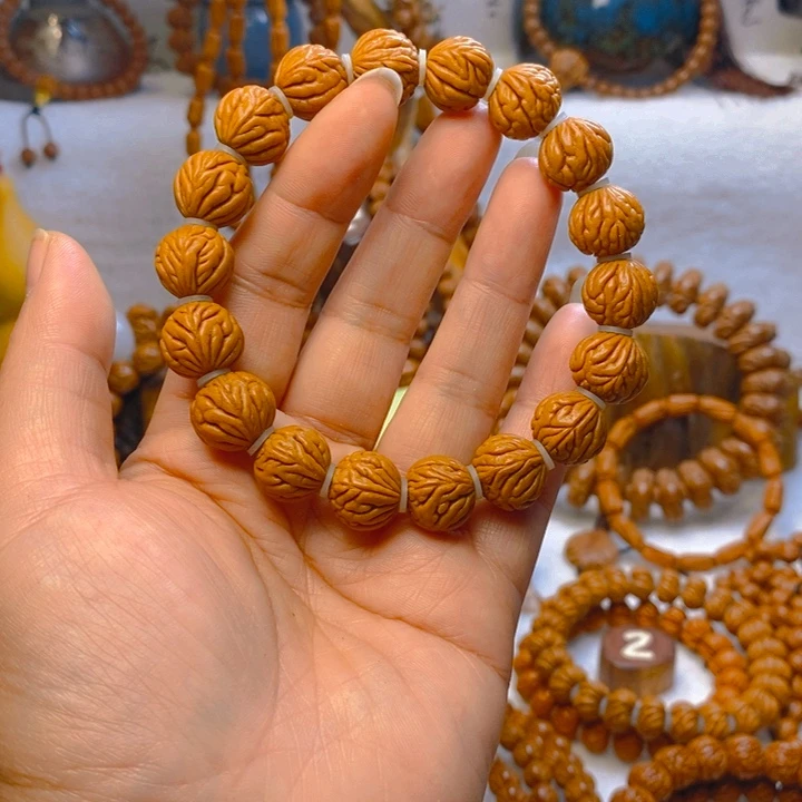 吊坠桃核地球仪单圈