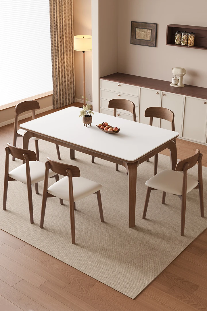 2025新款轻奢高级全实木纯方桌小户型全实木餐桌家用饭桌