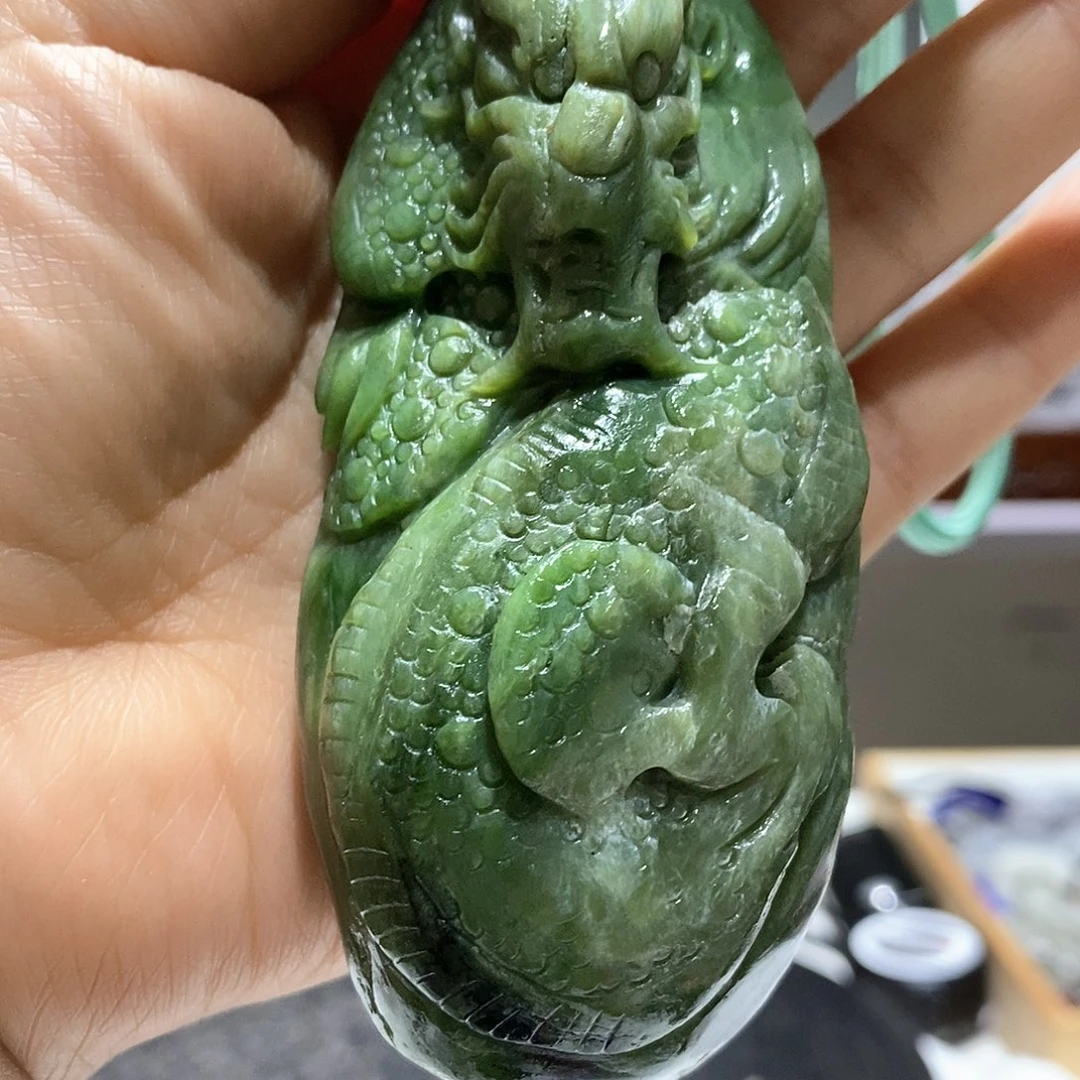 玉玉未镶嵌居家办公