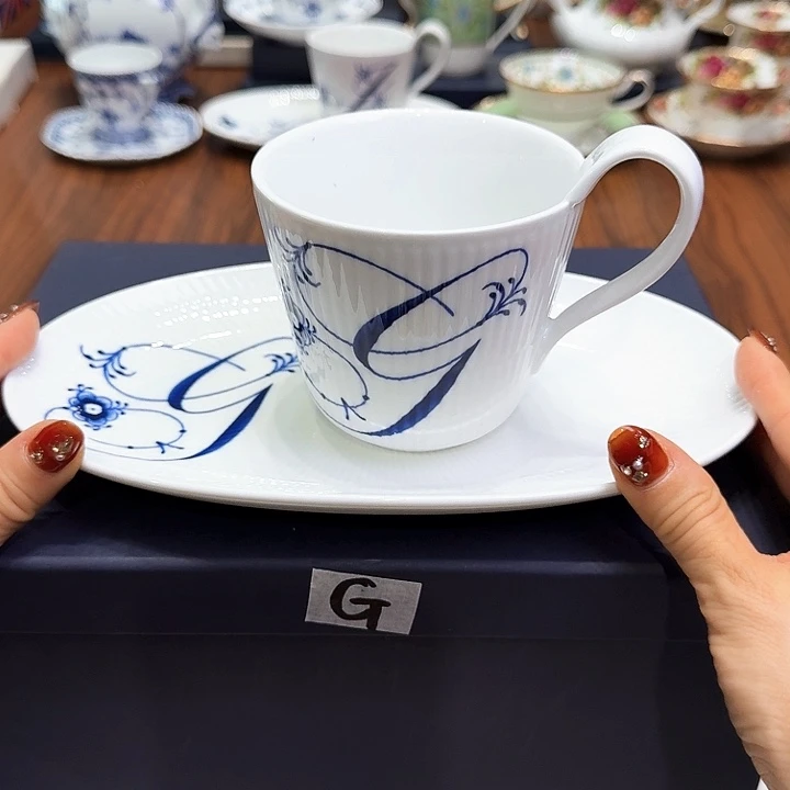 瓷片杯子杯子杯子水杯杯子水杯