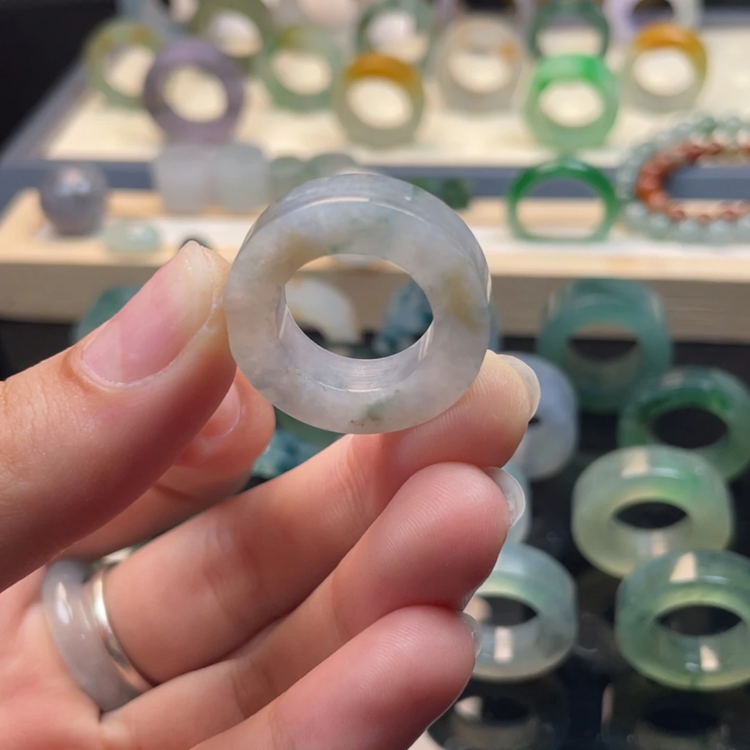 未镶嵌定制翡翠莫奈