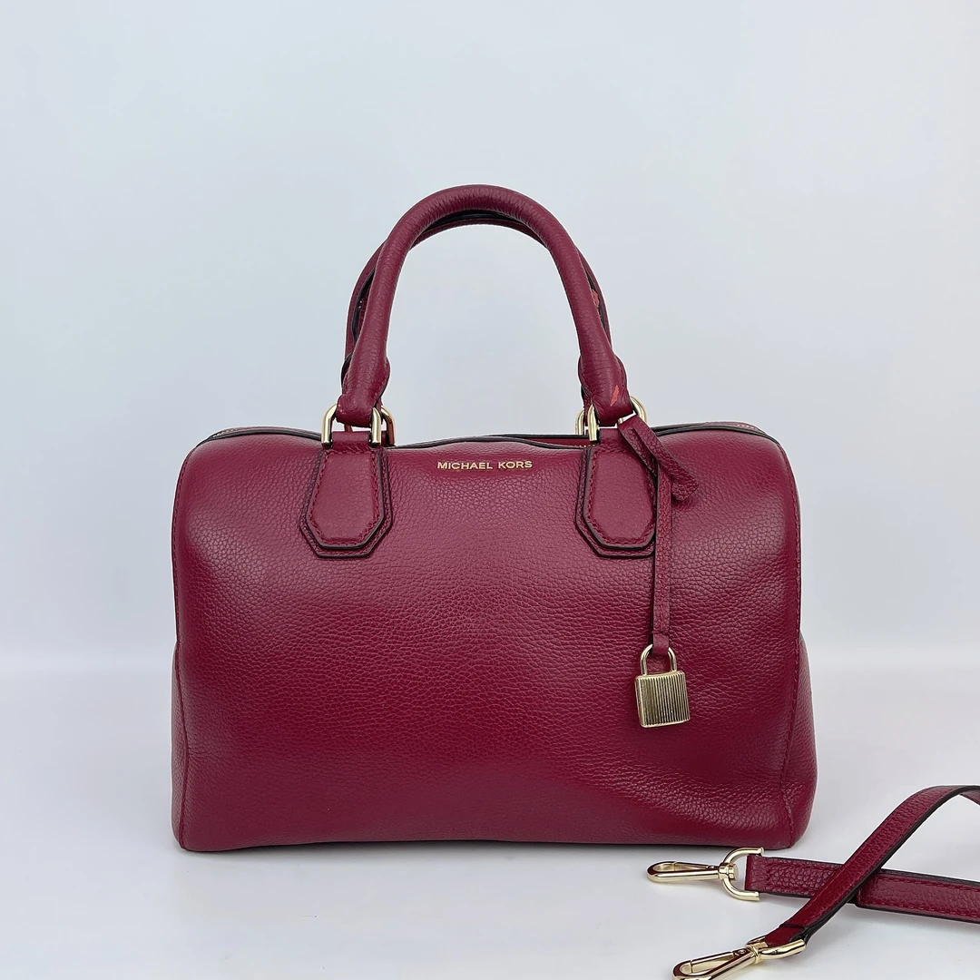 95新 MICHAELKORS/迈克高仕 MK 酒红色手提单肩包底长29 D190