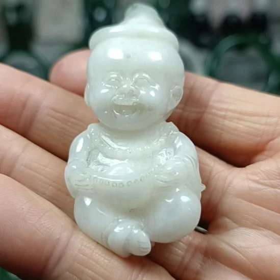 独山玉未镶嵌善财童子