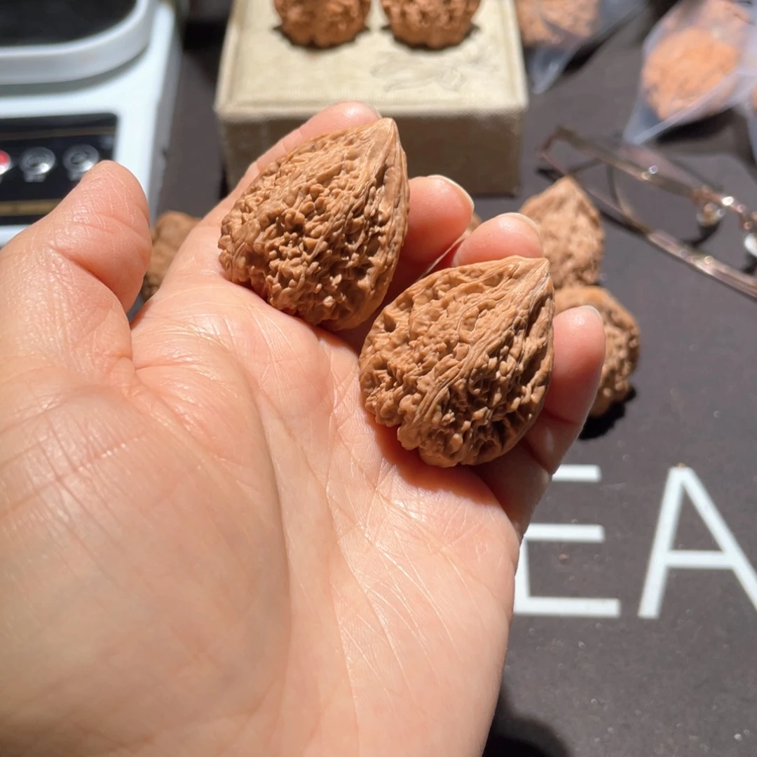 文玩核桃把件小*塔尖32