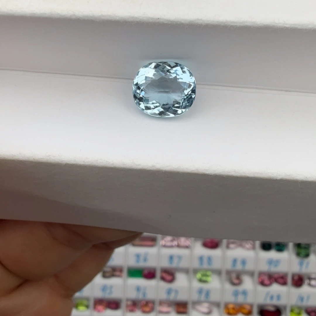 海蓝宝石裸石天然3.5克拉