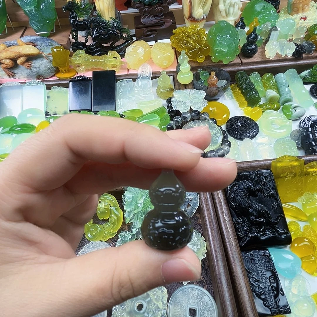 岫玉未镶嵌吊坠(不含链)