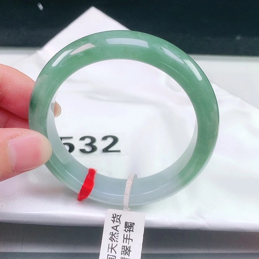 【闪购商品】未镶嵌手镯翡翠532