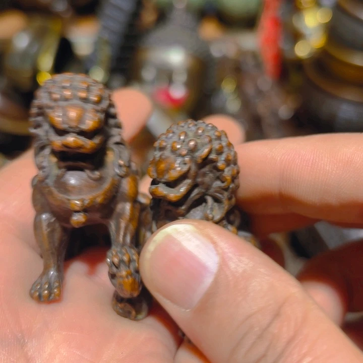 铜的。全清了。一件不留！不磨叽