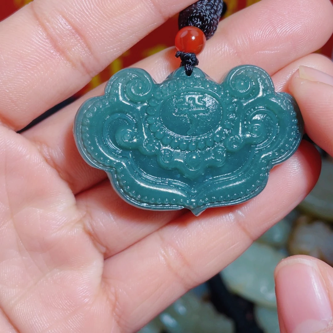 和田玉未镶嵌颈饰拍一发一