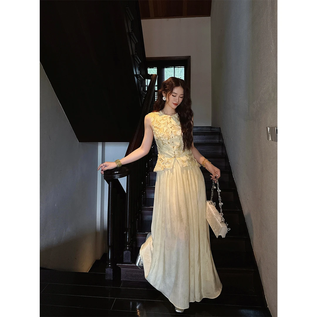 三吉黑花【沅禧】盘带绣剪花拼纱炒色连衣裙秋季流行风格简单大方