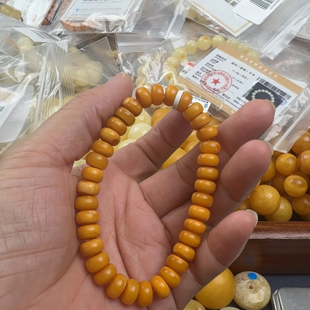 未镶嵌琥珀珠宝奇石