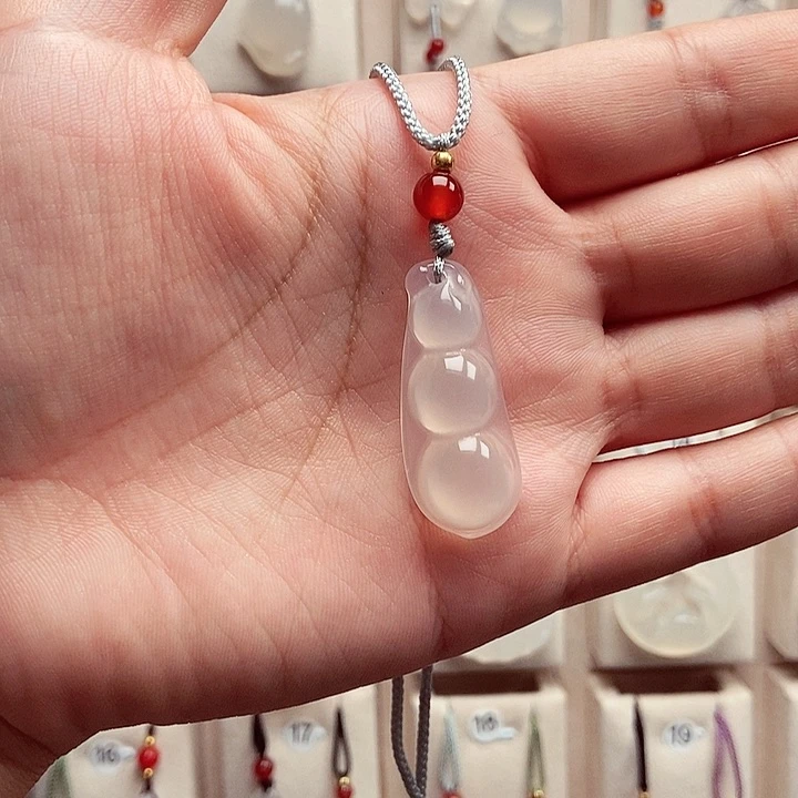 未镶嵌颈饰玛瑙/玉髓