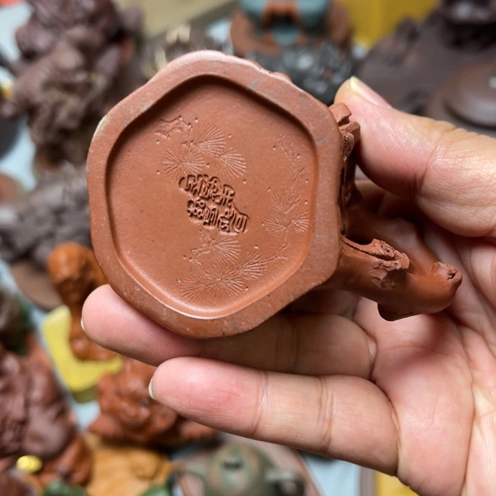 嗯****紫砂茶宠紫砂瑕疵