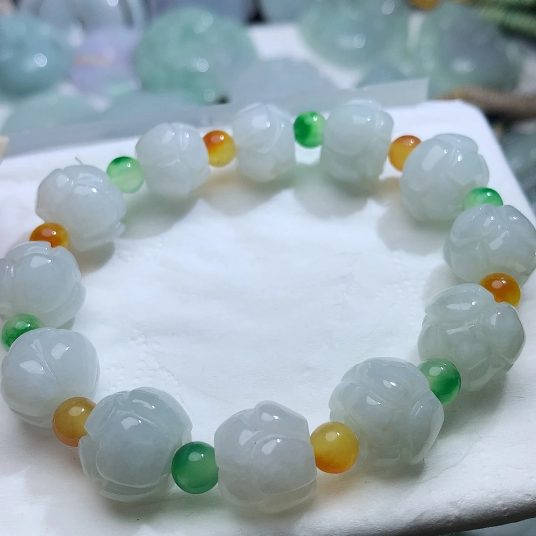 翡翠未镶嵌颈饰214