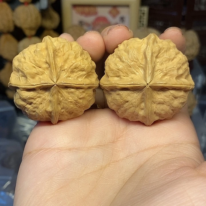 文玩核桃吊坠41微瑕玉玺四棱不退不换