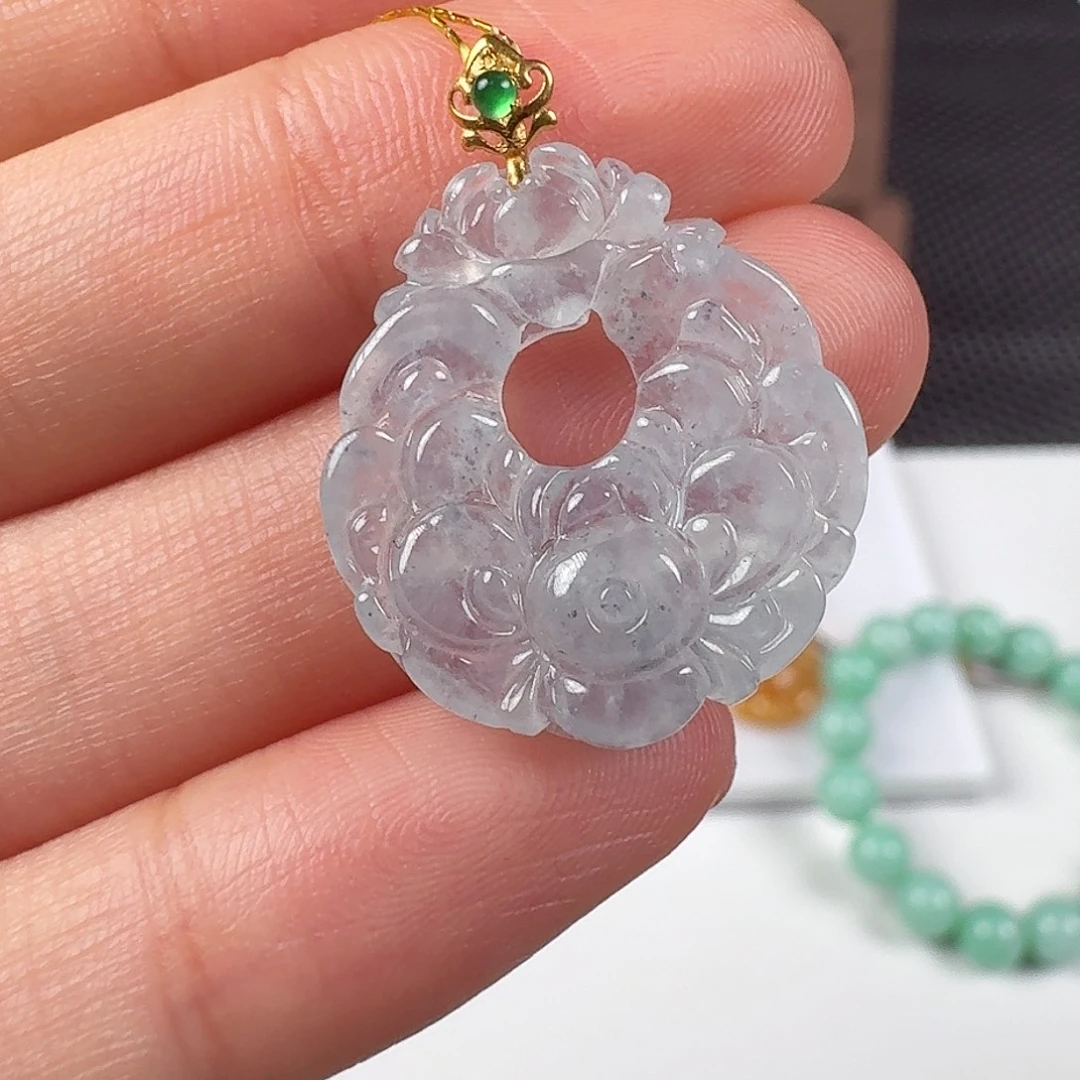 翡翠18K金镶嵌颈饰