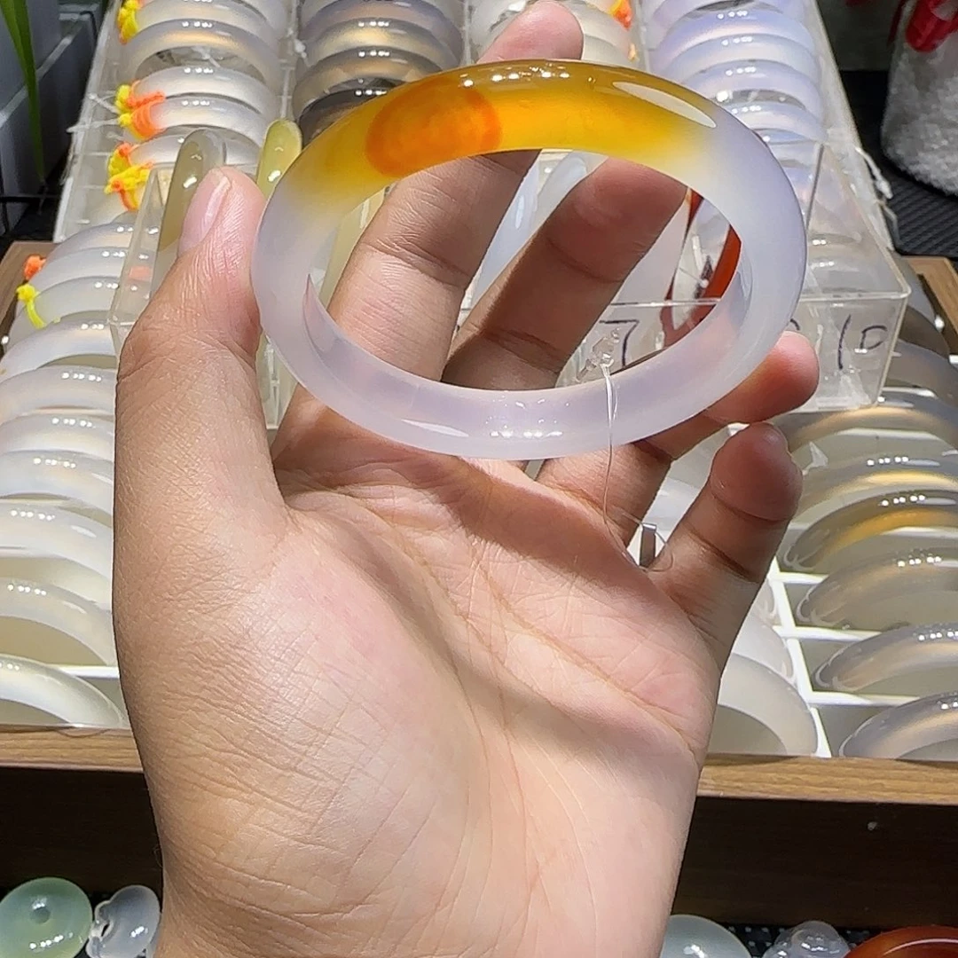 手镯玛瑙/玉髓未镶嵌56一口糖