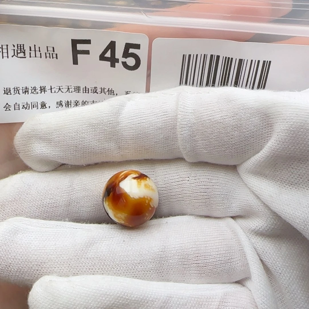 琥珀裸石未镶嵌良****哥琥珀蜜蜡