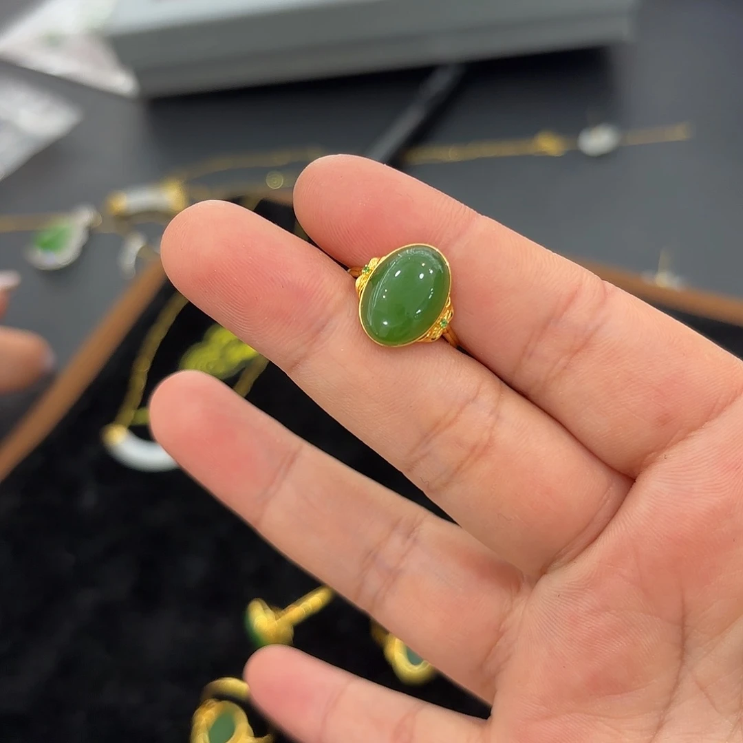 和田玉和田玉多样性发货拍一发一未镶嵌