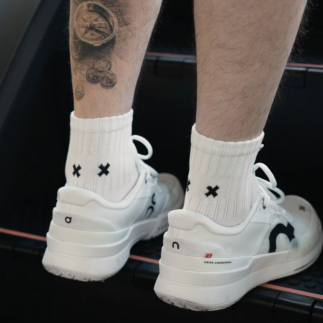 BLANDOO “X刺绣” 男士秋冬百搭舒适中筒袜HB506
