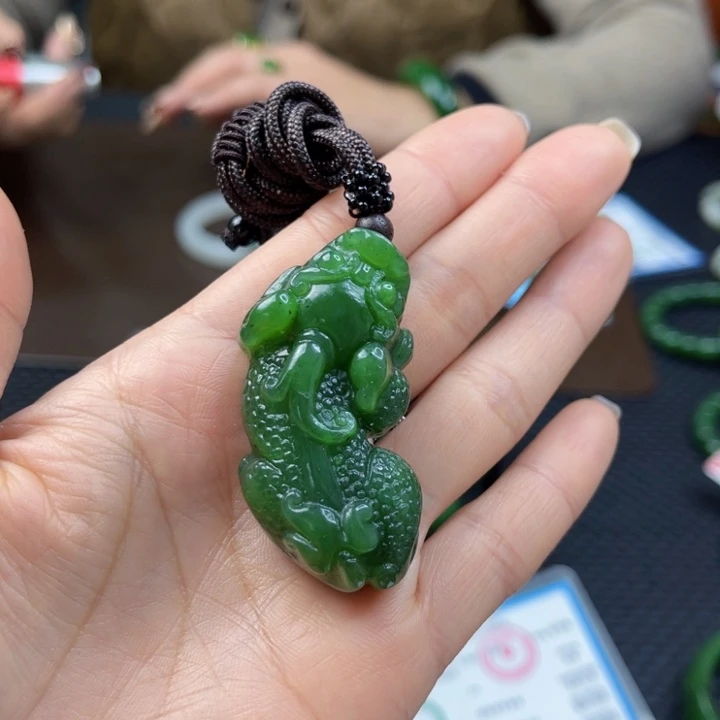 【闪购商品】和田玉（碧玉）颈饰未镶嵌