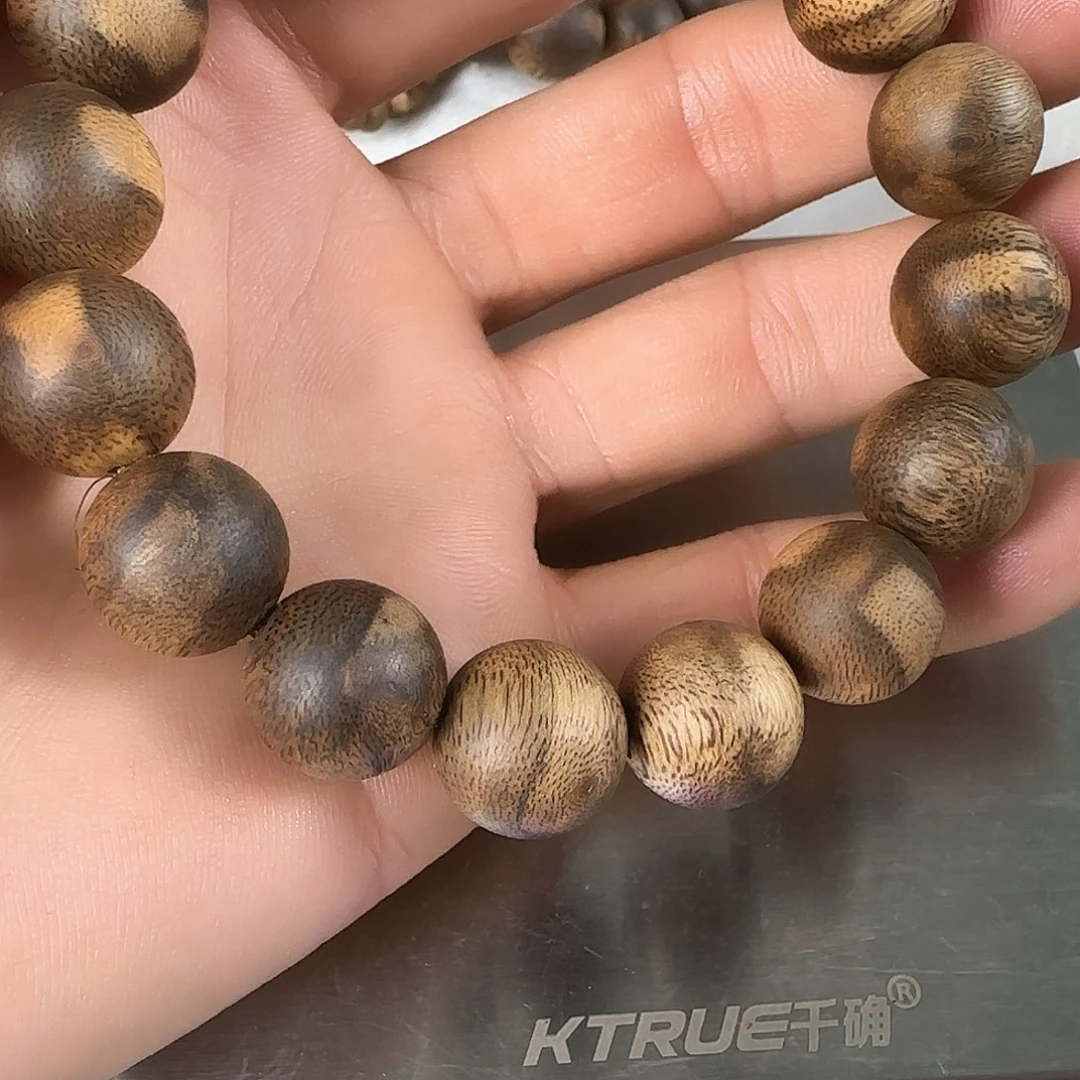 手串沉香达拉干1.4圆珠15克