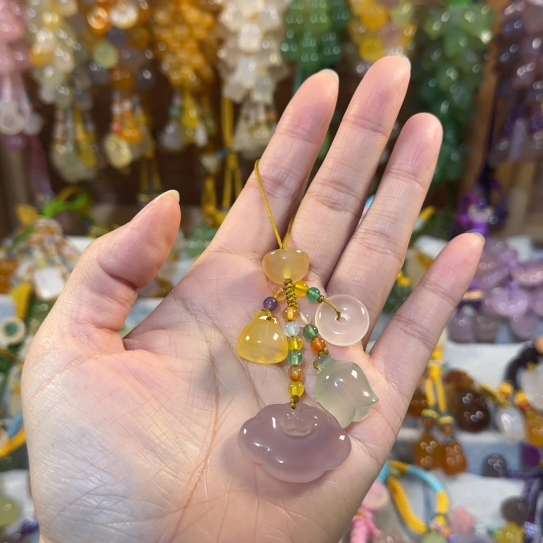 玛瑙/玉髓未镶嵌手机挂件