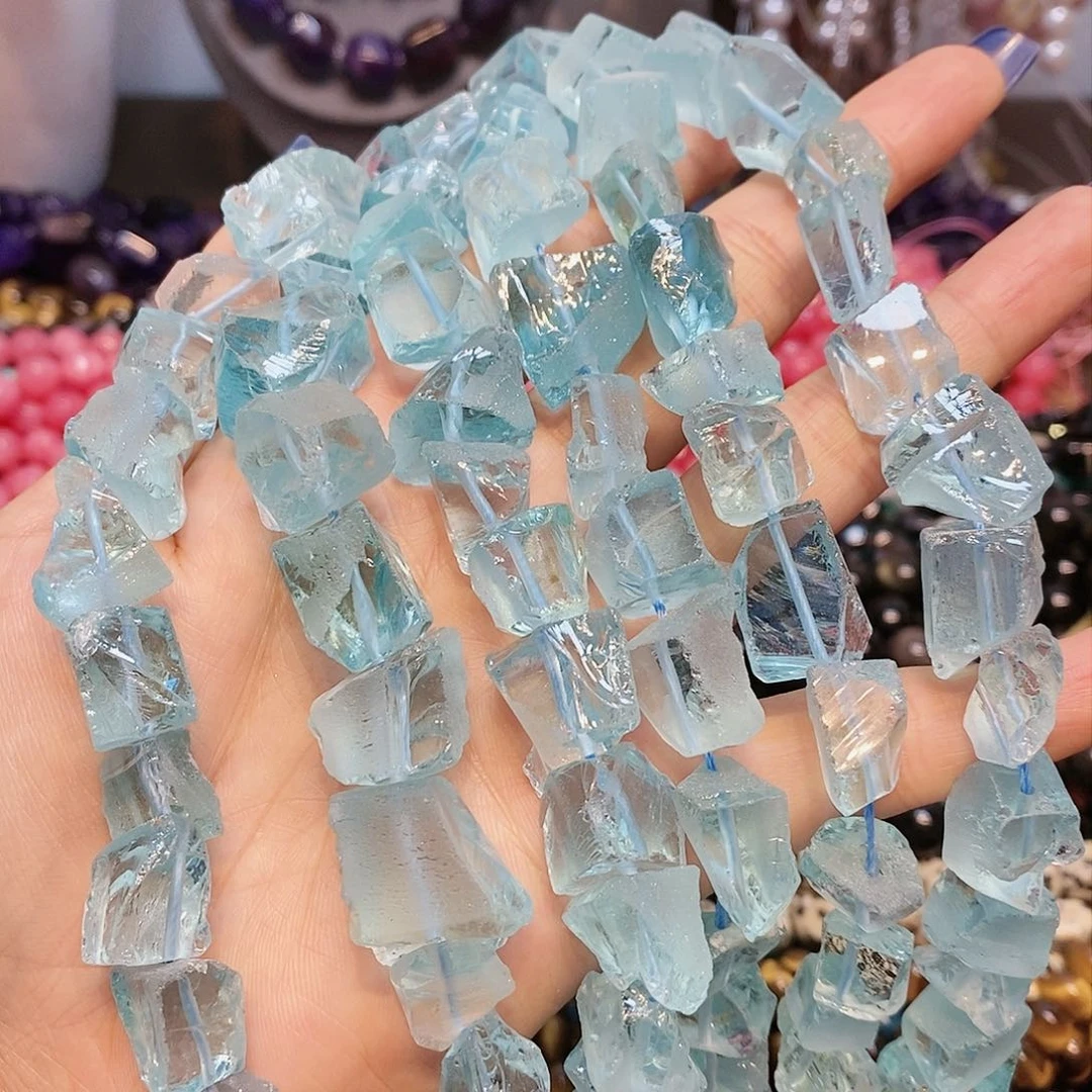 玛瑙/玉髓散珠高透海蓝随型一条