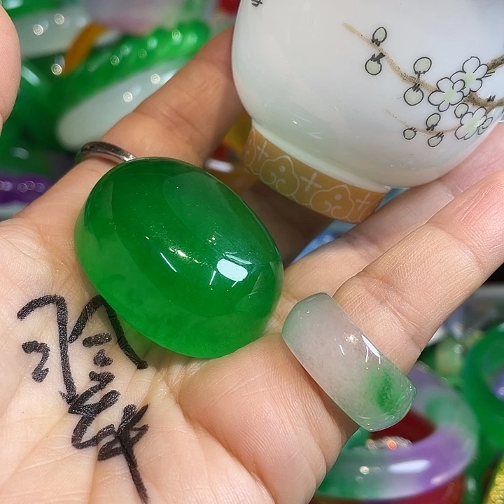 瓷片喜欢的朋友可以关注一下
