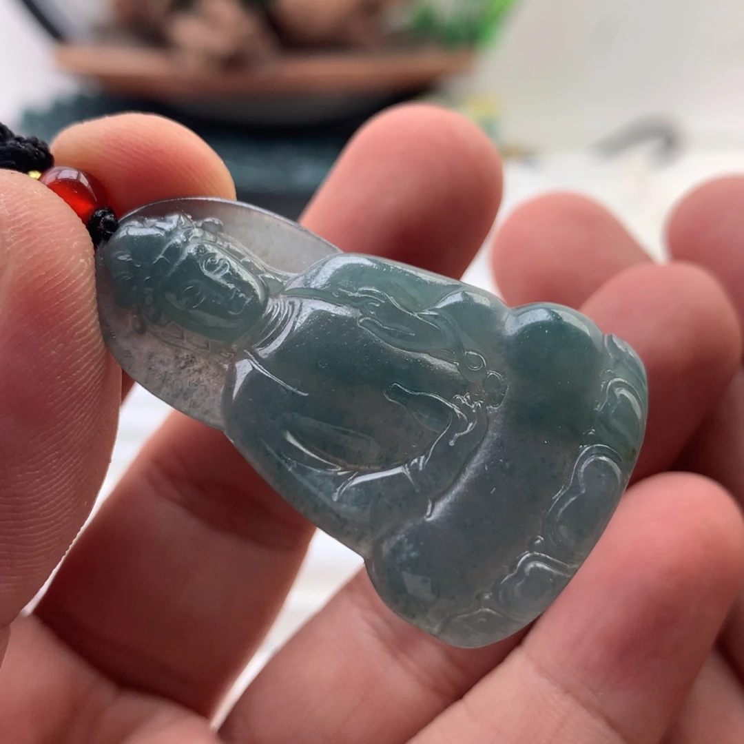 颈饰未镶嵌翡翠观音