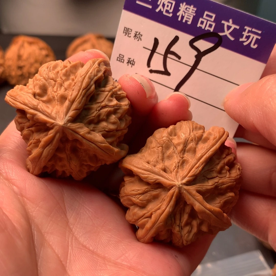 吊坠文玩核桃四棱