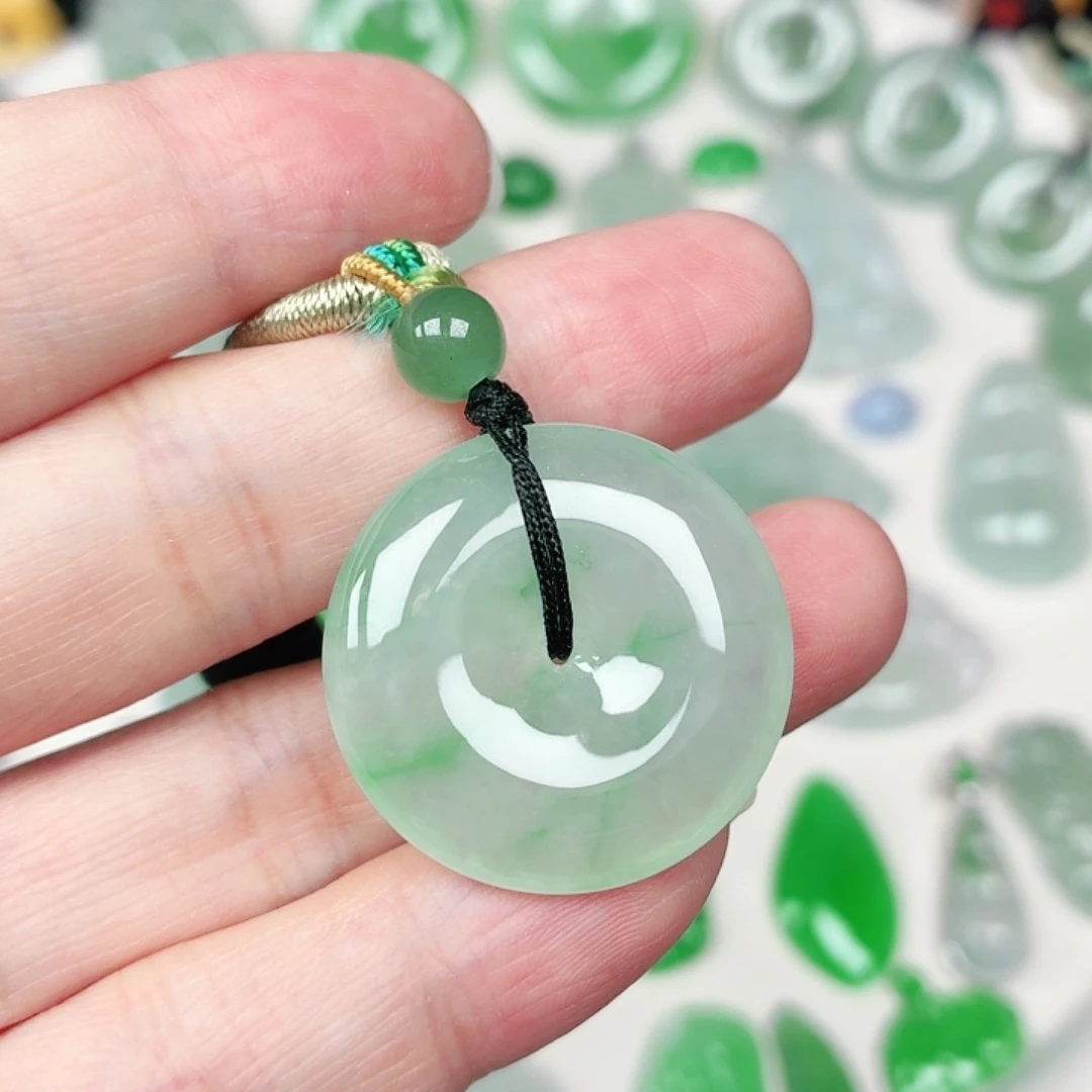 翡翠未镶嵌颈饰缅甸天然A货翡翠