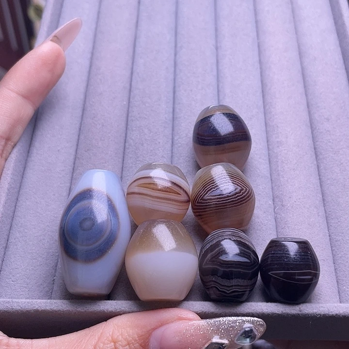 肚***肚玛瑙/玉髓未镶嵌颈饰