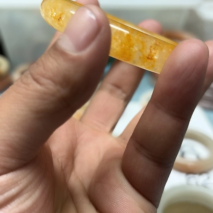 樱***茶石英岩玉合金颈饰