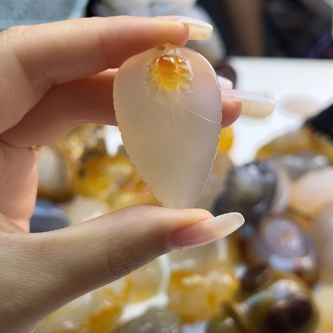 玛瑙/玉髓未镶嵌吊坠(不含链)