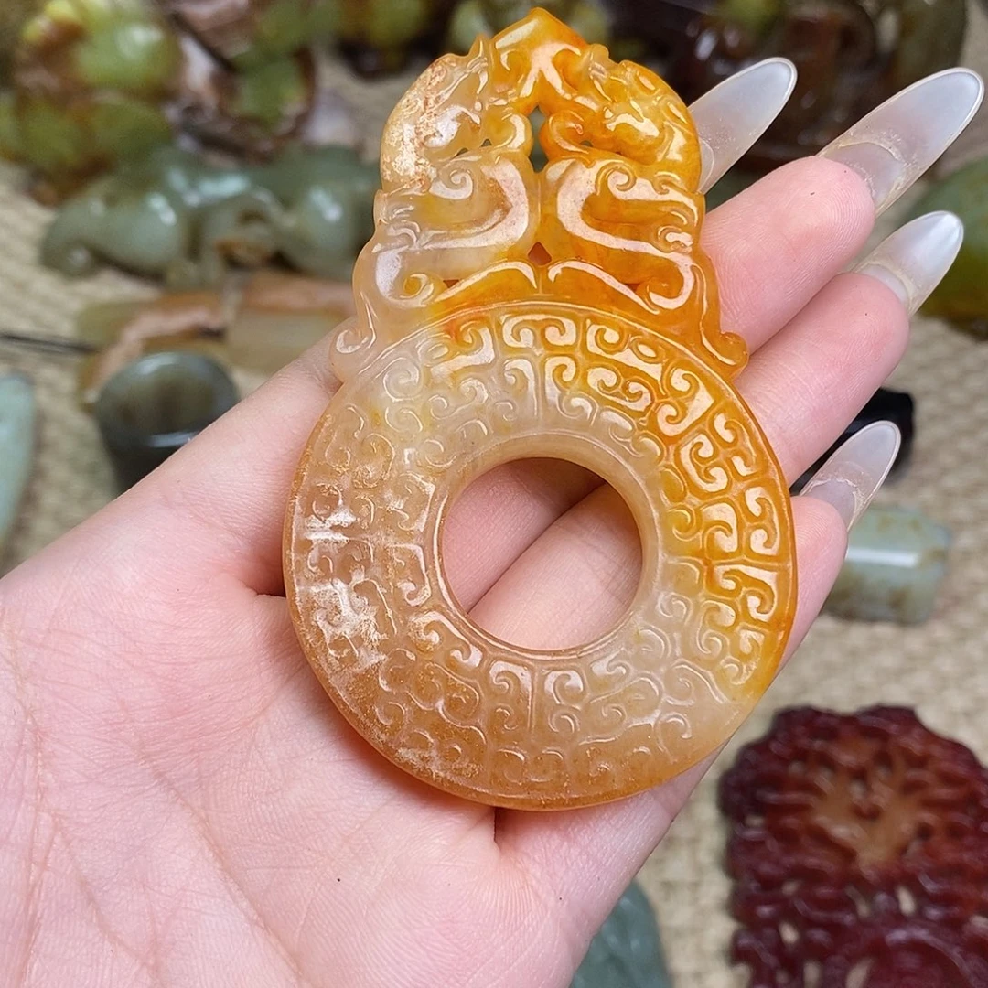 未镶嵌蛇纹石玉颈饰