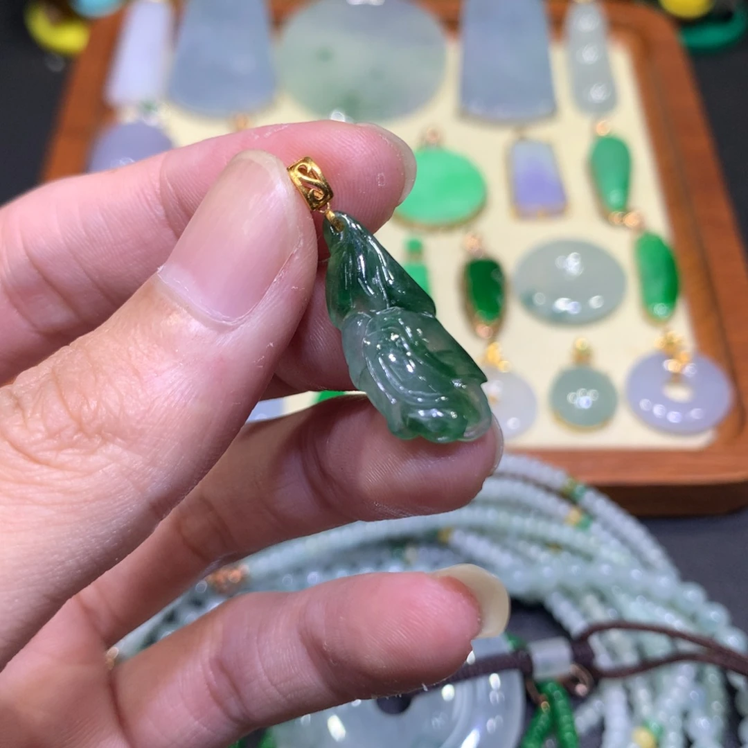 翡翠18K金镶嵌吊坠(不含链)