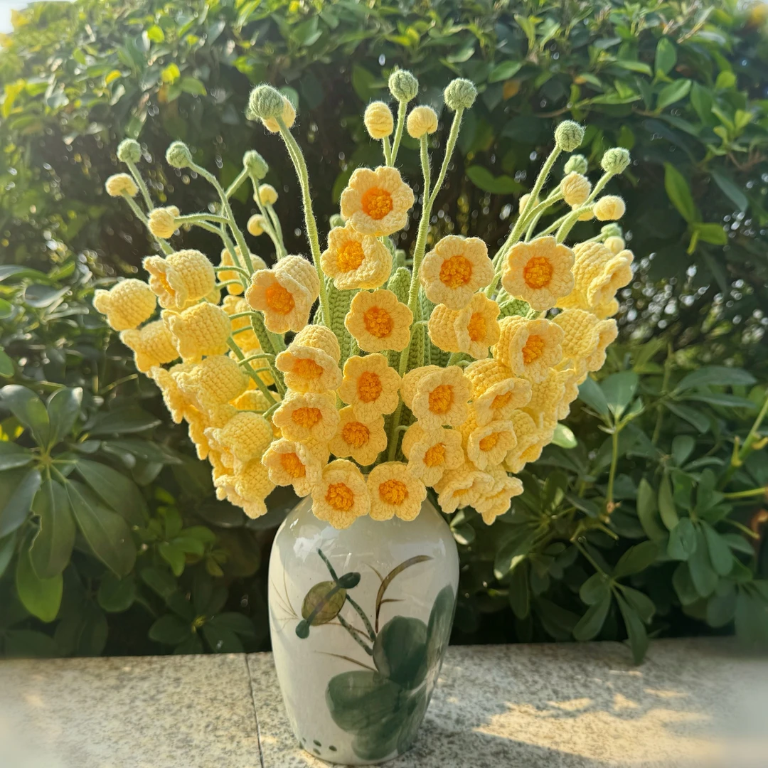 手工钩织铃兰花开，永生花厂家直销陶瓷批发毛线花成品摆件花束1支