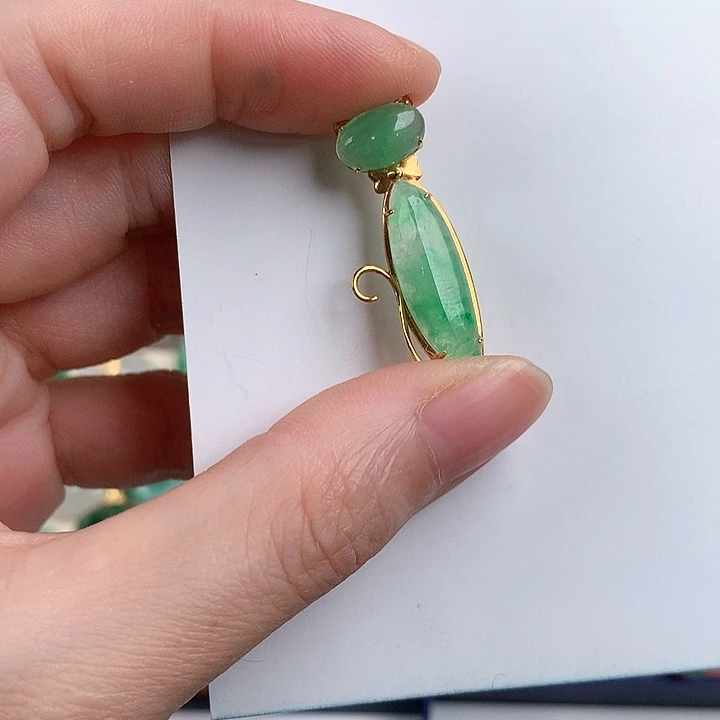 颈饰18K金镶嵌翡翠8742478667